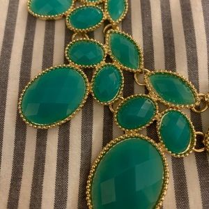 🐟 Teal and Gold Bib Necklace 🐟